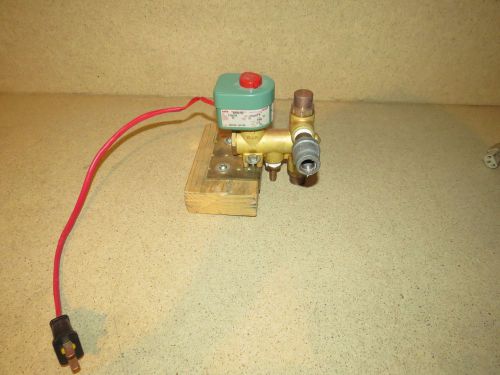 ^^ asco red hat valve cat # 8300d760 solenoid valve (asc2) for sale