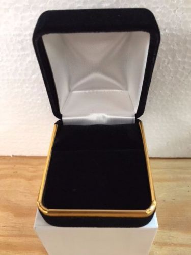 Black Felt Ring Box Jewelry Display Boxed White Cloth Interior