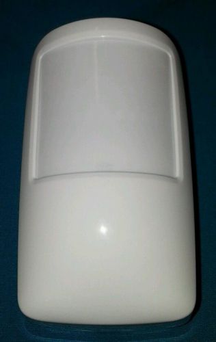 Honeywell ademco dt8035 dual tec motion sensor 35&#039; 100lb. pet immunity alarm for sale