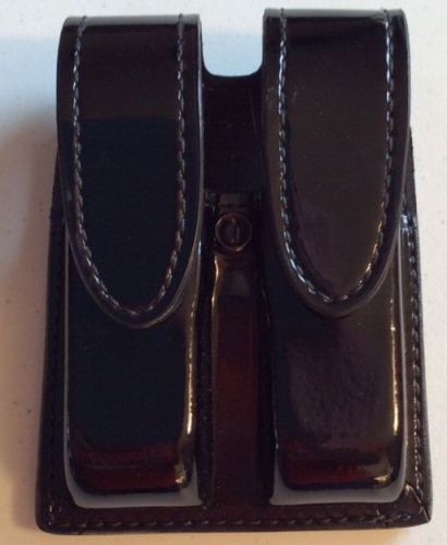 Gould &amp; Goodrich Hi-Gloss Dual Magazine Holder H647 3HS for 2.25&#034; Duty Belt