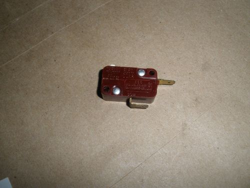 Vintage E33-02A NC snap limit switch NOS Cherry Electric E33 USA made