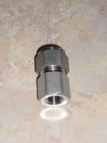 Swagelok ss-810-7-4 tube fitting for sale