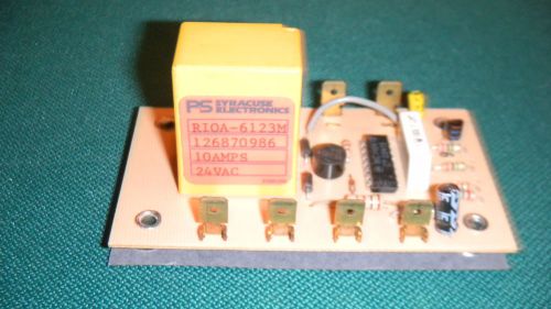 Liebert PC Board Timer RIOA-6123M  3 Minute 10 Amps 24Vac