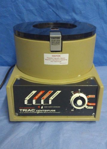 Becton Dickinson Clay Adams Brand TRIAC Centrifuge - Model 420200