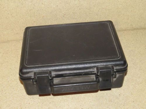 UNDERWATER KINETICS FOAM CASE - 9&#034;X6.5&#034;