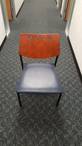 GUNLOCKE CONFERENCE/RECEPTION AREA CHAIR BLUE BKSTYLE-TRI CHAIR MAPLE-E NO.9907