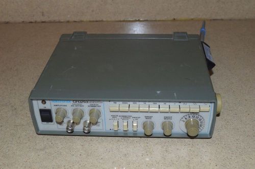 TEKTRONIX CFG253 3MHZ FUNCTION GENERATOR (D2)