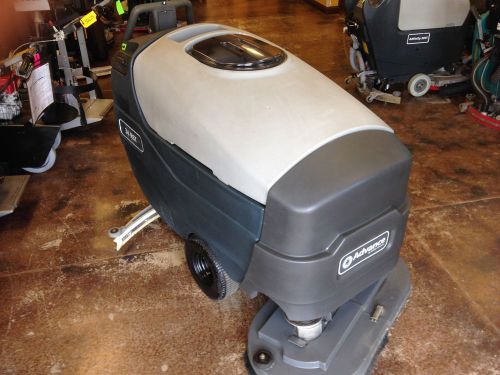 Advance 34RST Auto Floor Scrubber