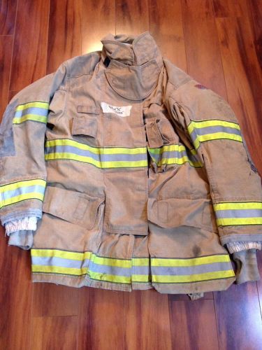 Firefighter Turnout / Bunker Gear Coat Globe G-Extreme Size 44-C x 35-L 05