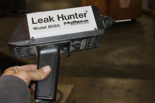 Matheson gas leak detector model 8065 digital for sale