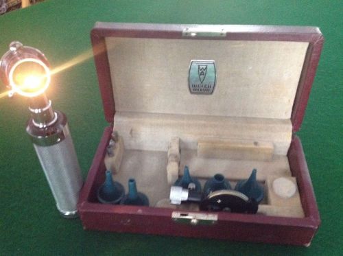 Vintage Welch Allyn Otoscope D49473