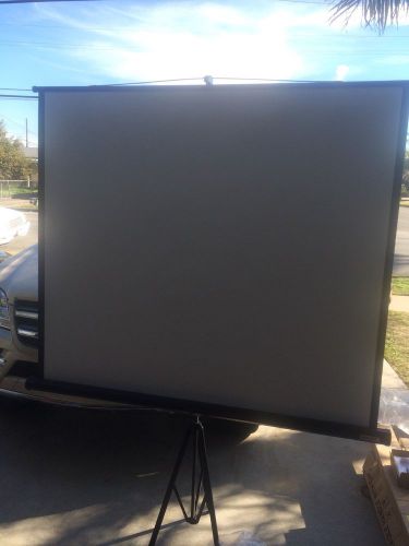 Tripod Projection Screen 4:3