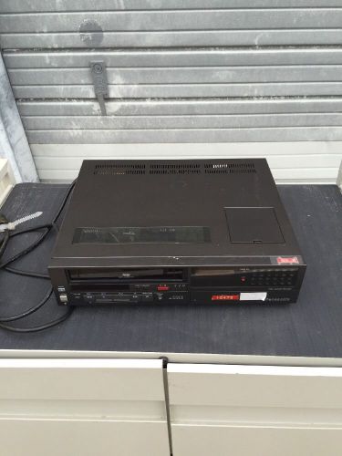 PANASONIC AG-2200 VCR