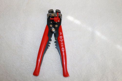 C.K. AUTOMATIC WIRE STRIPPER 6MM 2 MAX  (NEW)