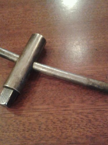 MACHINIST LATHA CHUCK WRENCH