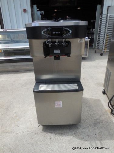 TAYLOR ICE CREAM MACHINE YOGURT MACHINE C713-33 STRAWBERRY CHOCOLATE