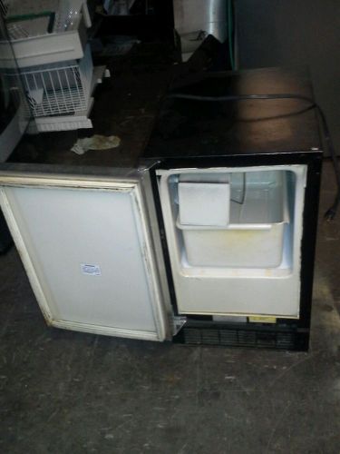 Ice  maker