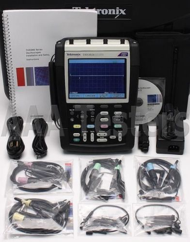 Tektronix THS3024 200MHz Four 4 Channel Oscilloscope THS-3024 THS3000