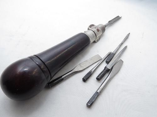 VINTAGE WOOD SCULPTURE TURNING CARVING TOOL SET