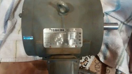 Toshiba High Efficiency 7.5 HP Motor 3460 RPM Y7520P3A21A-P 230/460 VAC 3 Phase