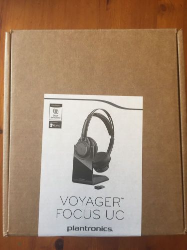 NEW Plantronics 202652-02 Voyager Focus US B825-M Binaural Wireless Ships Free