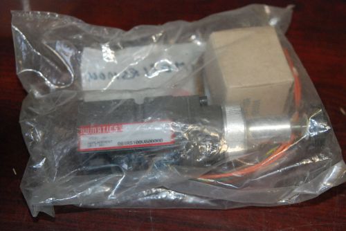 Numatics, 081rs100u000000, regulator valve, w/ 0-160 psi gauge, new for sale