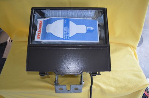 Lumark Crouse-Hinds H.I.D. Flood Light 500W