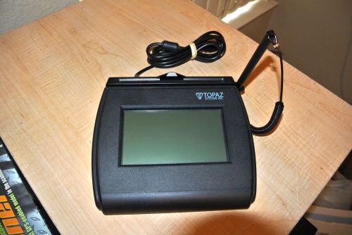 TOPAZ T-LBK750-BHSB-R Topaz 4x3 Backlit LCD Signature Capture Reader Pad POS