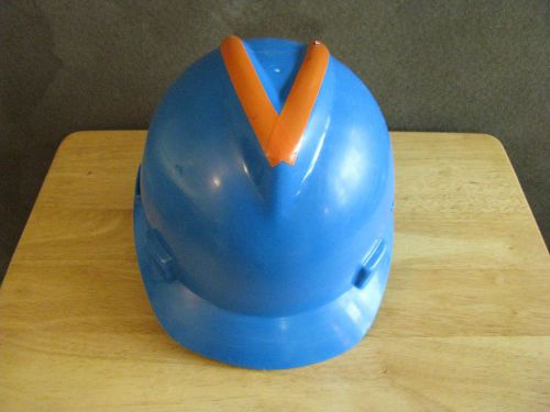 MSA Hard Hat Medium Protective Gear V Gard  Class E &amp; G  ANSI Z89.1 Certified