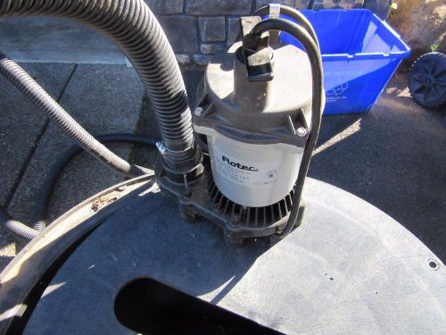 1/2 HP Zinc/Thermoplastic Tethered Sump Pump