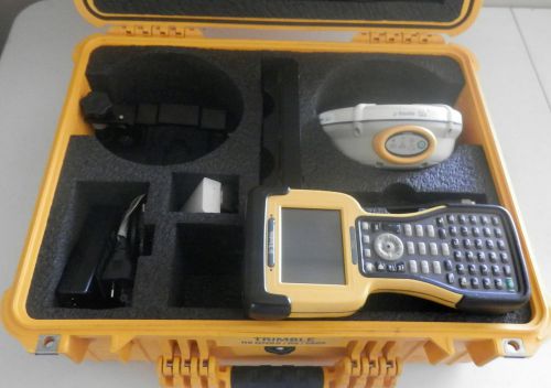 Trimble R8 Model 1 GPS RTK rover 450-470Mhz L1 L2 L2C + TSC2 SC v12.46 in case