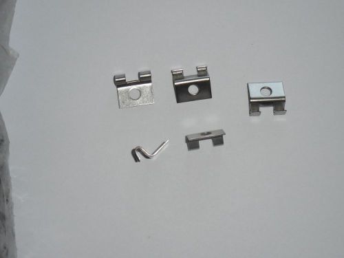 NEW ( 50 PCS ) 2C-70098 MOUNTING CLIP FOR BLOOMFIEL RESTAURANT EQUIPMENT