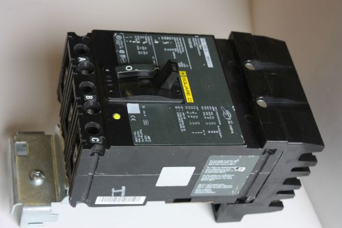 Square D Schneider Electric 600 V Molded Case Circuit Breaker 3 Pole FH36100