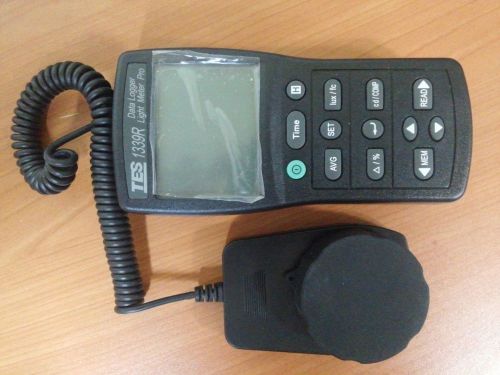 Tes-1339r data logger light meter   lux pc data record for sale