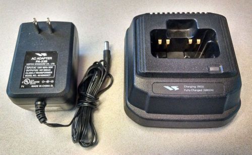 Vertex Standard Yaesu VAC-400 CD-16 Rapid Charger VX160 VX180 VX210 VX400 VX800