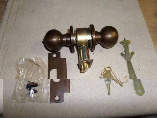 LOCKSMITH SCHLAGE D LINE LOCK