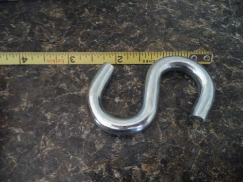 LOT OF 10 HEAVY DUTY STEEL S HOOKS 2-1/2&#034; ZINC