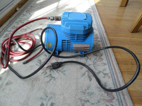 Paasche d500 diaphragm air compressor 1/10 hp air brush 115v 3 amps w/hose for sale