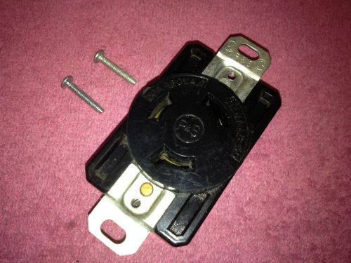 **NEW** PASS &amp; SEYMOUR L830-R L8-30R TWISTLOCK RECEPTACLE 30 AMP 480 V