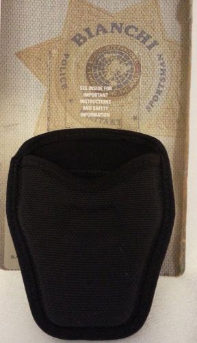 Bianchi Accumold 7334 Open Handcuff Case