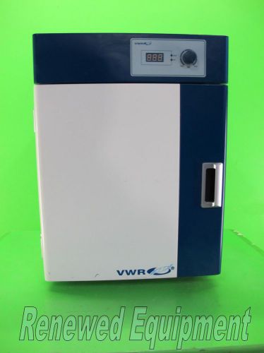 VWR 414004-618 Gravity Convection Incubator 32L Capacity