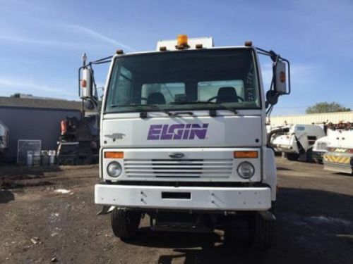 2002 ELGIN EAGLE SWEEPER TRUCK