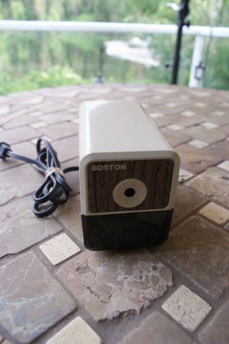 Vintage &#034;BOSTON&#034; Electric Pencil  Sharpener Works GREAT!