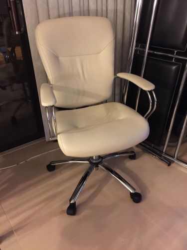 white leather office chair