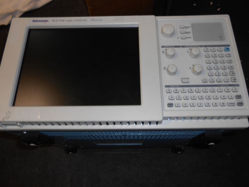 TEST EQUIPMENT -- TEKTRONIX TLA-714 LOGIC ANALYZER