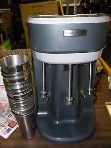 HAMILTON BEACH COMMERCIAL TRIPLE SPINDLE DRINK MIXER HMD400 (4Z)