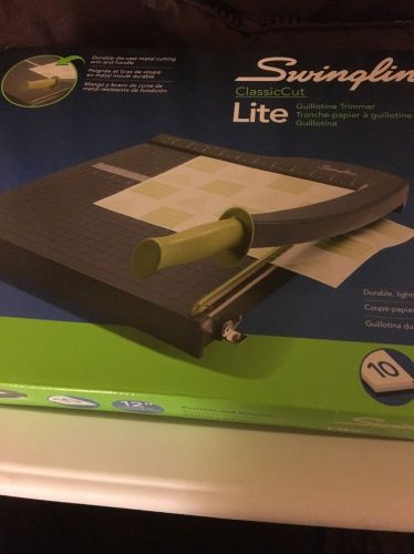 Swingline Classic Cut Lite 9312 Paper Cutter