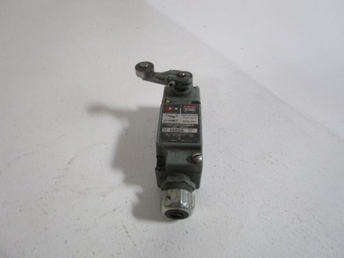 CUTLER-HAMMER LIMIT SWITCH E50SA SER. A2 W/ E50DR1 SER. A1 *USED*