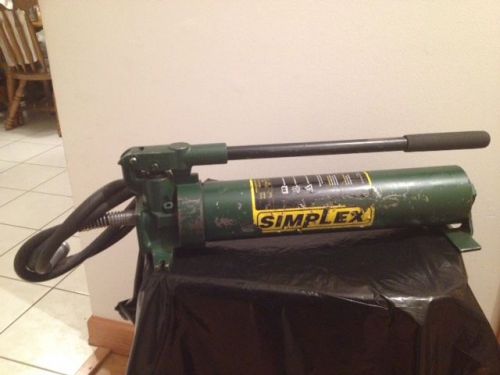 SIMPLEX P82A HYDRAULIC HAND PUMP W/ HOSE &amp; COUPLER