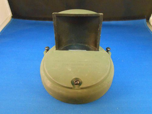 11668932 HOUSING LIGHT, ACCOMMADATES 1 SINGLE BAYONET CANDLEOBRA BASE LAMP NOS